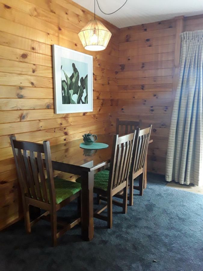 Paparoa Beach Hideaway With Hot Tub Barrytown Exteriér fotografie